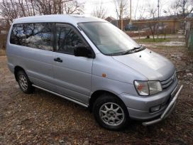    Toyota Town Ace Noah 1997 , 300000 ,  