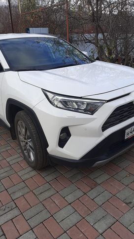 SUV   Toyota RAV4 2020 , 2800000 , 