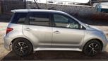  Toyota ist 2005 , 250000 , 