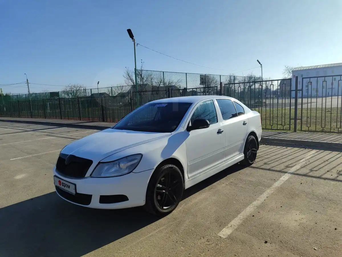 Skoda Octavia 2013 г. в Темрюке, Двигатель работает норм, коробка без  нареканий не хрустит и не выбивает, меняю на более дорогую, на равноценную,  на более дешевую