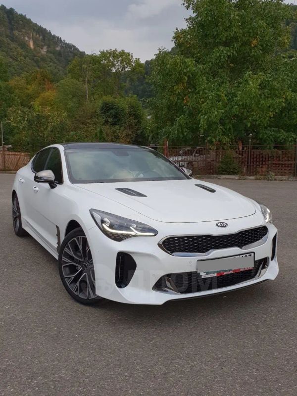  Kia Stinger 2018 , 2300000 , 