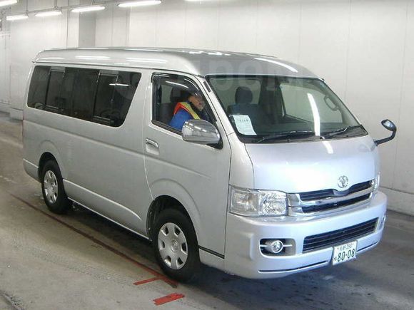    Toyota Hiace 2004 , 2000000 , 