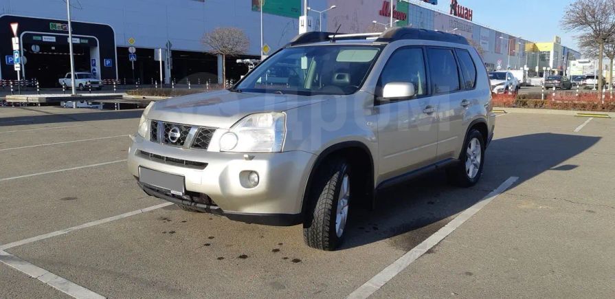 SUV   Nissan X-Trail 2010 , 680000 , 