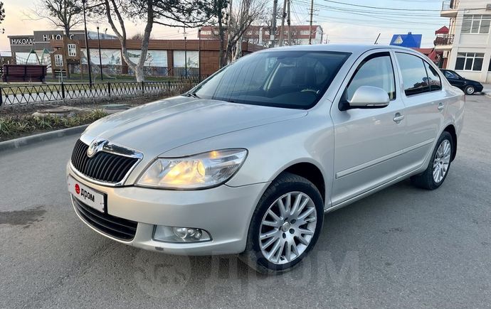  Skoda Octavia 2012 , 700000 , 