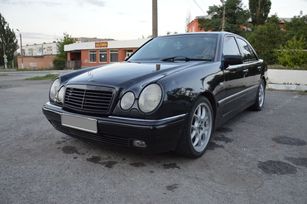  Mercedes-Benz E-Class 1998 , 260000 , 