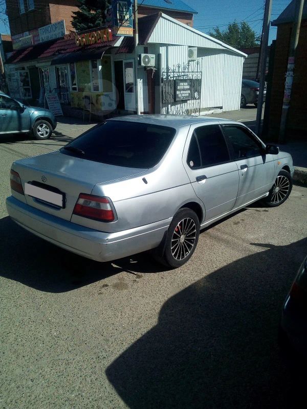  Nissan Bluebird 2001 , 200000 , 