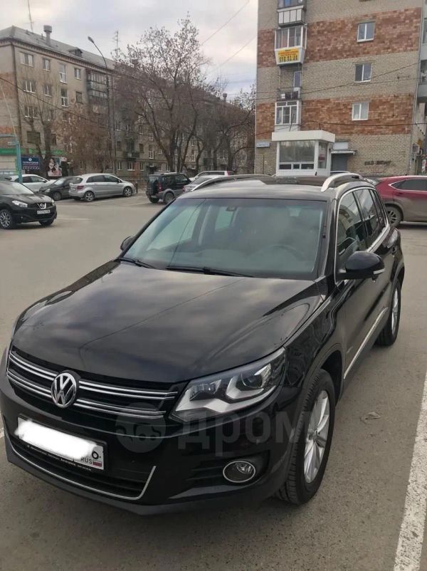 SUV   Volkswagen Tiguan 2013 , 900000 , 