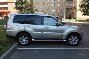 SUV   Mitsubishi Pajero 2007 , 880000 , ٸ