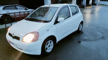  Toyota Vitz 2000 , 325000 , -