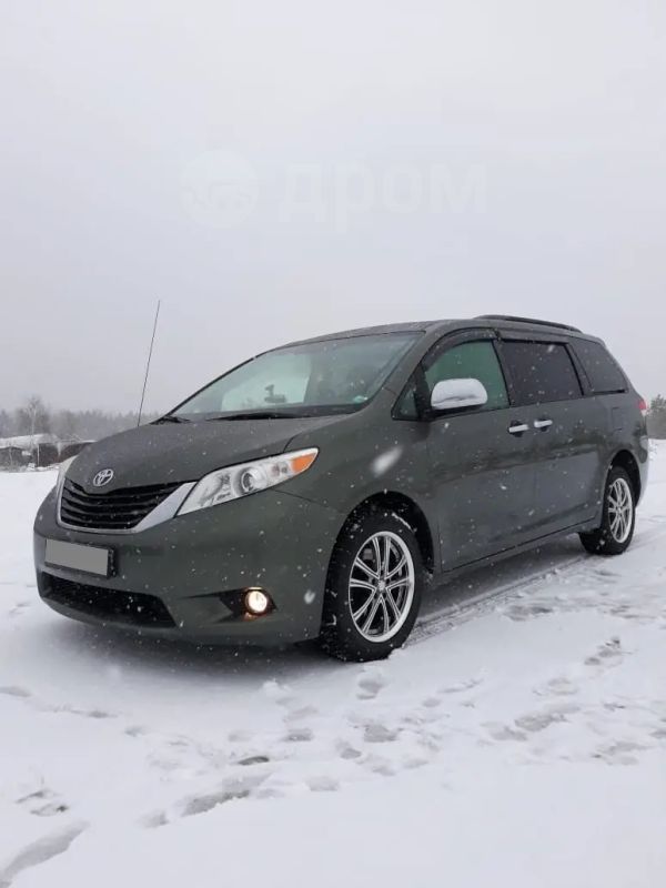    Toyota Sienna 2011 , 1500000 , 