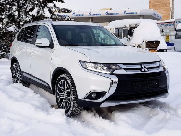 SUV   Mitsubishi Outlander 2015 , 1370000 , 