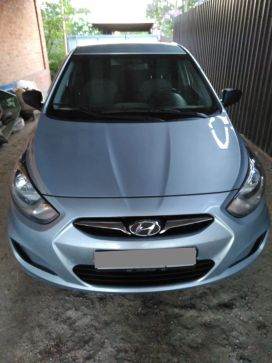  Hyundai Solaris 2011 , 450000 , 