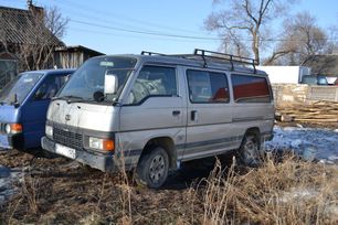    Nissan Caravan 1997 , 200000 , 