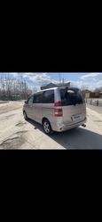    Toyota Noah 2002 , 580000 , 