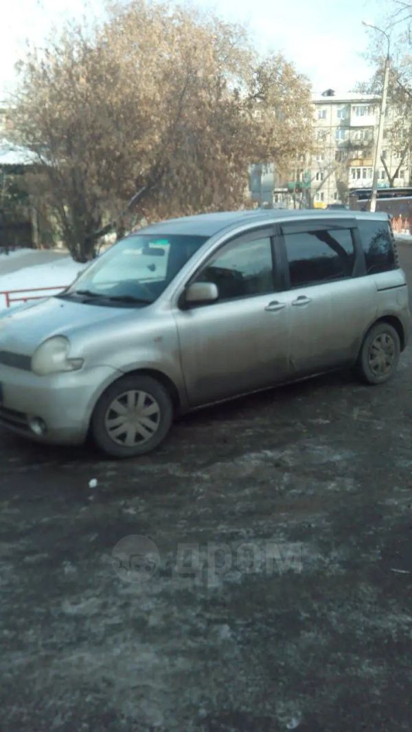    Toyota Sienta 2003 , 320000 , 