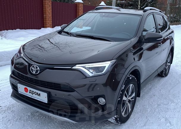 SUV   Toyota RAV4 2019 , 2100000 , 