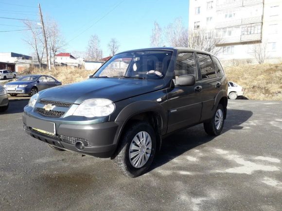 SUV   Chevrolet Niva 2011 , 328000 , 