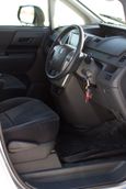    Toyota Voxy 2007 , 860000 , 