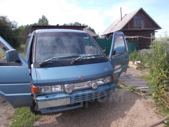    Nissan Largo 1990 , 120000 , 