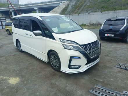 Nissan Serena 2021