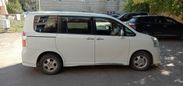    Toyota Noah 2009 , 750000 , 