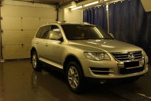 SUV   Volkswagen Touareg 2008 , 1500000 , 