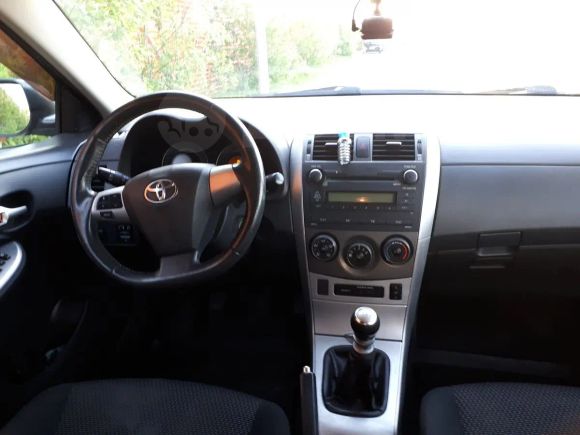  Toyota Corolla 2011 , 615000 , 