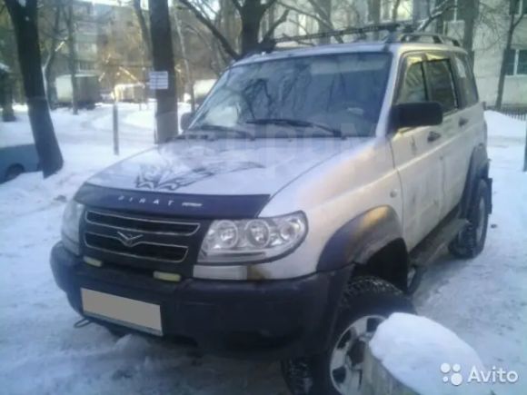 SUV     2007 , 210000 , 