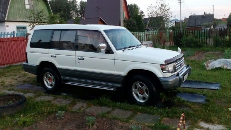 SUV   Mitsubishi Pajero 1993 , 320000 , 