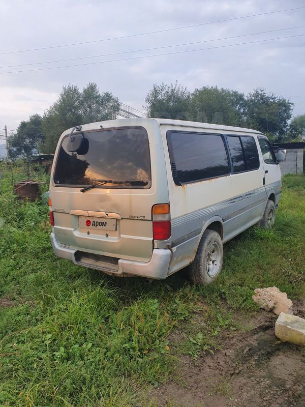    Toyota Hiace 2002 , 290000 , 