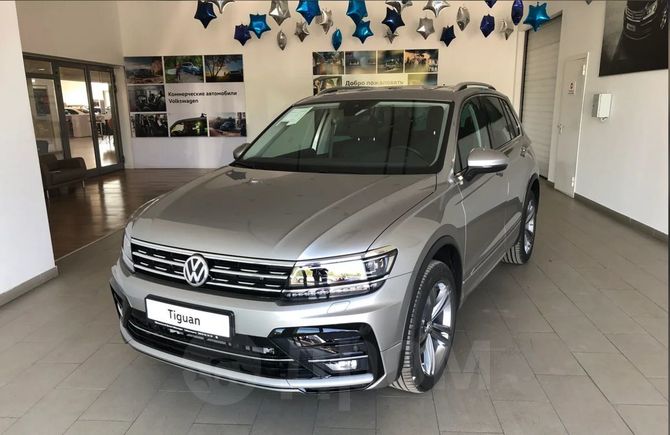 SUV   Volkswagen Tiguan 2020 , 2638900 , 