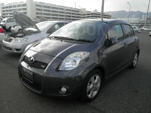  Toyota Vitz 2008 , 380000 , 