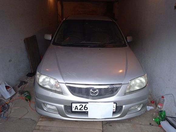  Mazda Familia 2002 , 115000 , 