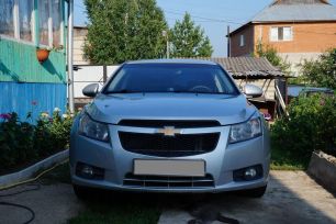  Chevrolet Cruze 2011 , 400000 , 