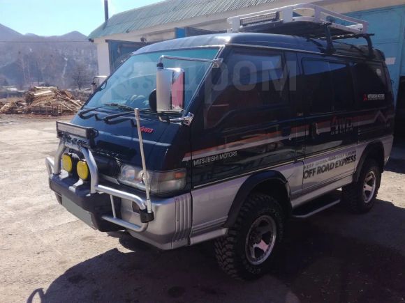    Mitsubishi Delica 1992 , 390000 , 