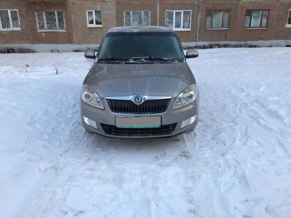  Skoda Fabia 2010 , 300000 , 