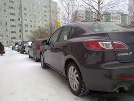 Mazda Mazda3 2012 , 700000 , 