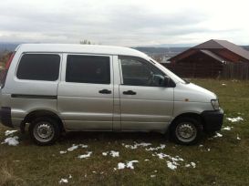    Toyota Town Ace 2003 , 215000 , 