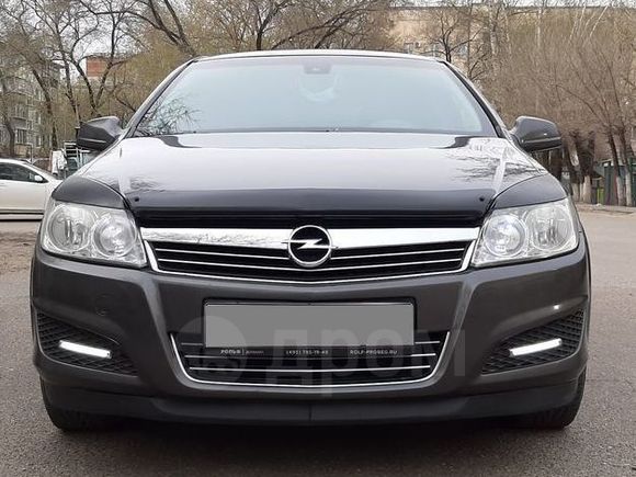  Opel Astra Family 2011 , 400000 , 