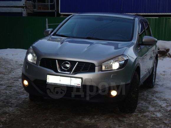 SUV   Nissan Qashqai 2011 , 839000 , 