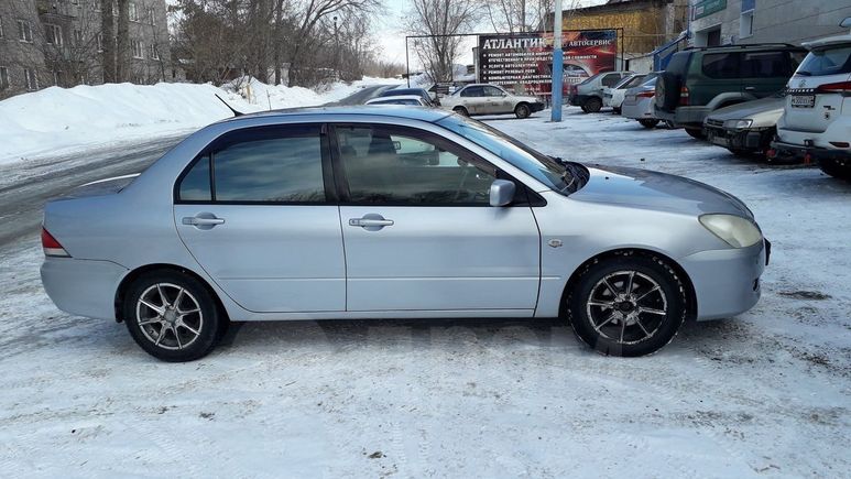  Mitsubishi Lancer 2003 , 230000 , 