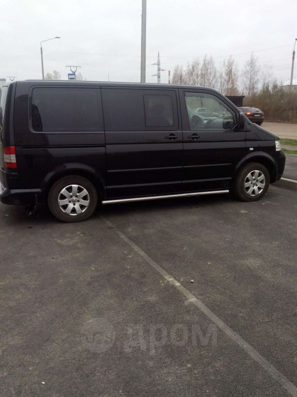    Volkswagen Multivan 2006 , 820000 , 