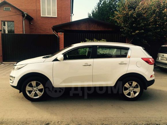 SUV   Kia Sportage 2011 , 775000 , 