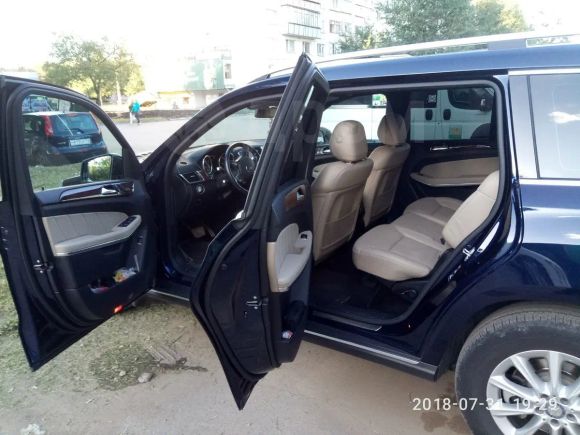 SUV   Mercedes-Benz GL-Class 2014 , 3000000 , 