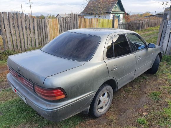  Toyota Camry 1993 , 135000 , -