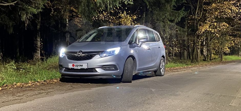    Opel Zafira 2017 , 1399999 , 