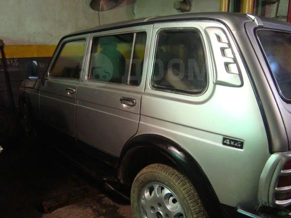 SUV    4x4 2131  2003 , 140000 , 