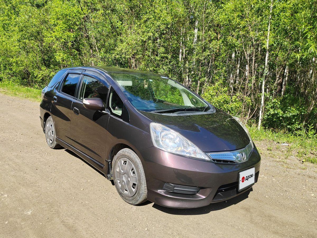 Продам авто Honda Fit Shuttle 2012 год в Алапаевске, Продам свой автомобиль,  гибрид, 1.3 Smart selection, коричневый, бу, 1.3л., автомат, бензин