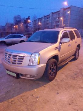 SUV   Cadillac Escalade 2008 , 980000 , 