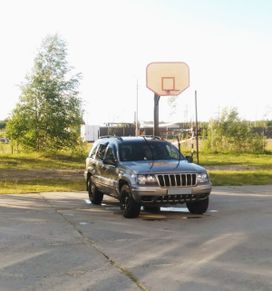 SUV   Jeep Grand Cherokee 2002 , 580000 , 